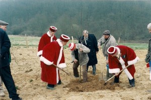 Plantation des arbres 1998 b 300x198 Historique